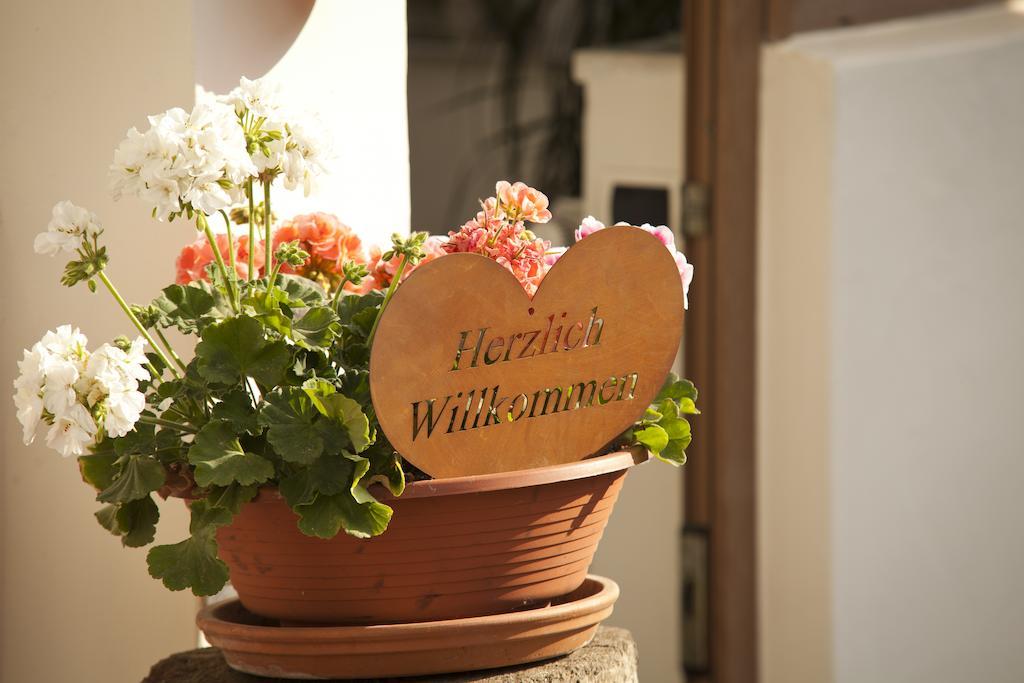 Hotel Ansitz Gamp Chiusa Zewnętrze zdjęcie