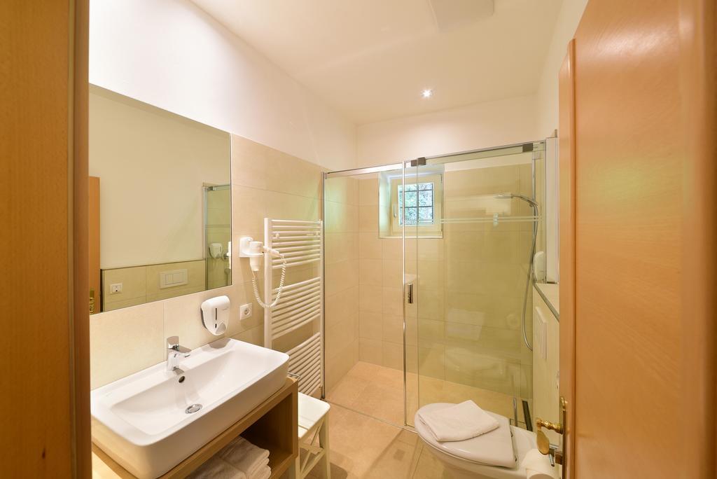 Hotel Ansitz Gamp Chiusa Zewnętrze zdjęcie
