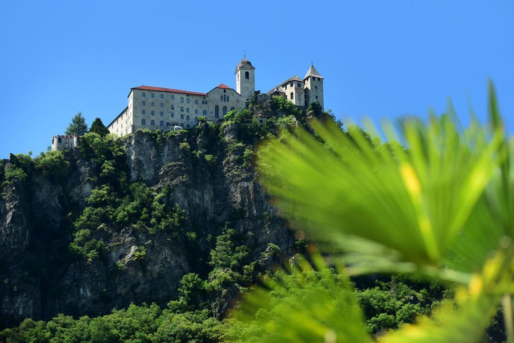 Hotel Ansitz Gamp Chiusa Zewnętrze zdjęcie